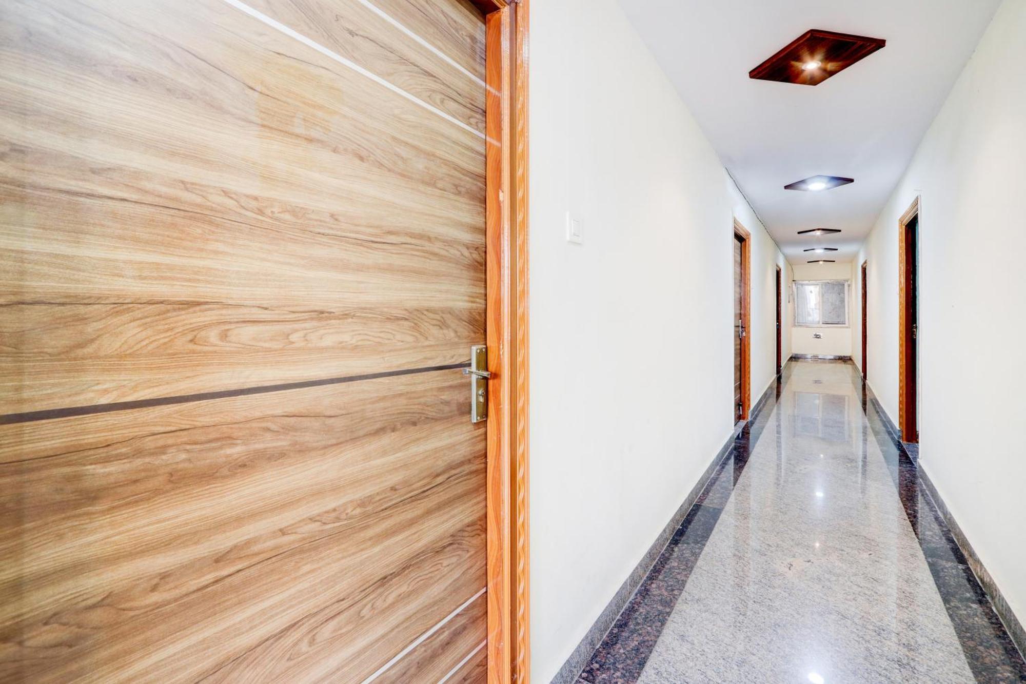 Hotel O Anoos Minarva Hyderabad Exterior photo
